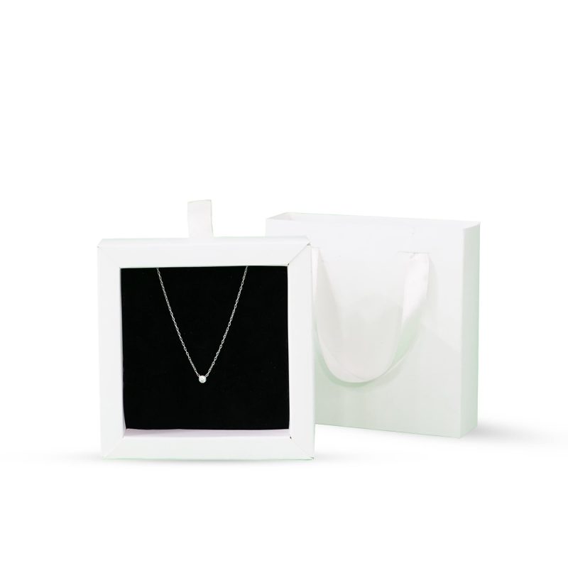 جعبه هدیه طلا و اکسسوری